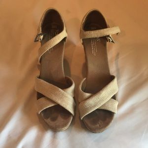 GUC Toms beige wedges, size 9.5